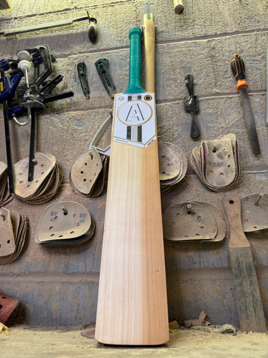 Grade 1 SH Short blade